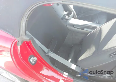 2008 Pontiac Solstice z USA, uszkodzony, nr VIN 1G2MC35BX8Y124671